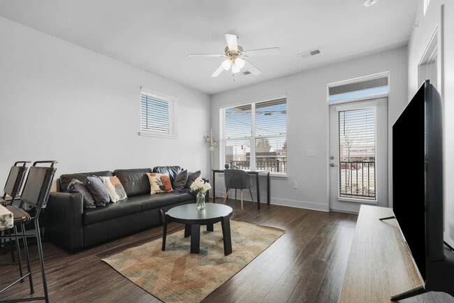 Building Photo - 8506 Westfield Blvd Unit ID1051174P