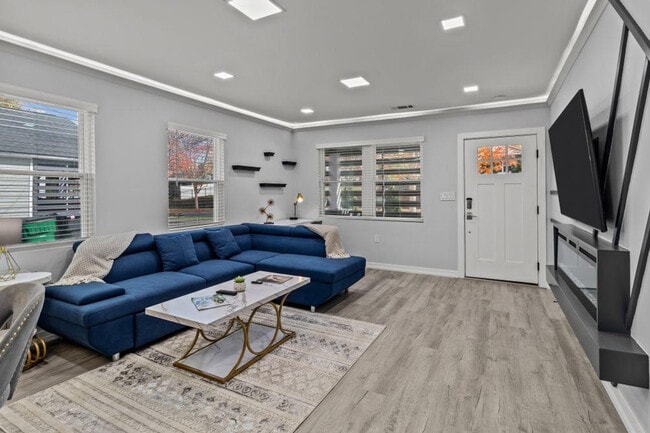 Building Photo - 1705 Seigle Ave Unit ID1268899P