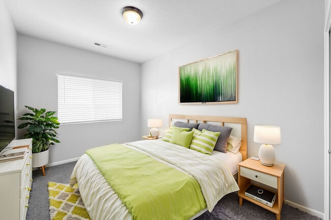 Photo - Sterling Pointe