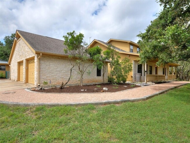 Photo - 328 Fawnridge St