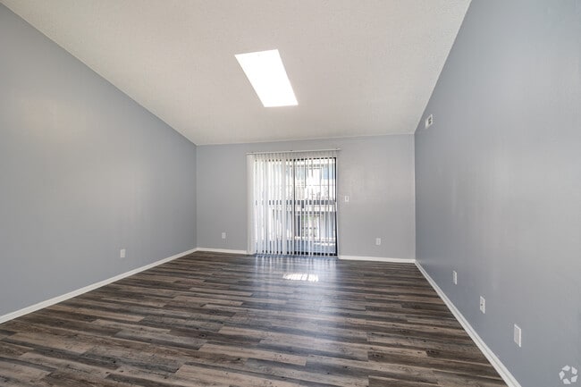 Photo - Parkside Apartments