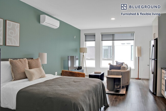 Building Photo - 221 Minor Ave N Unit FL4-ID375