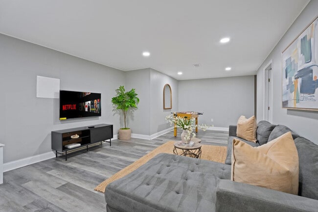 Photo - 508 S Warrington Rd Unit ID1237896P