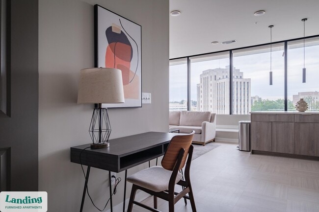 Photo - 600 19th St N Unit 605.1407330