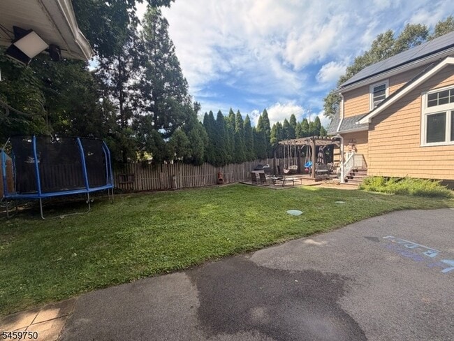 Photo - 33 Poplar Ave