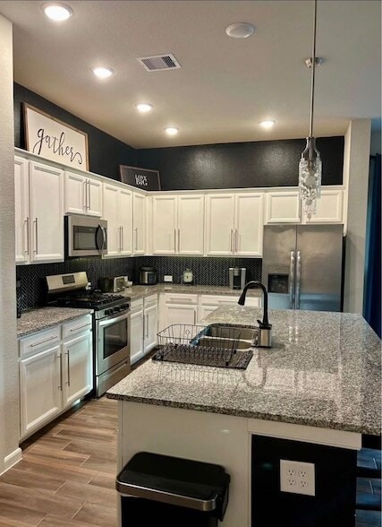 Photo - 322 Fanpalm Ct
