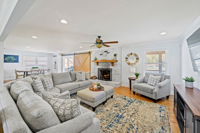 Building Photo - 124 Clack Cir Unit SI ID1594704P