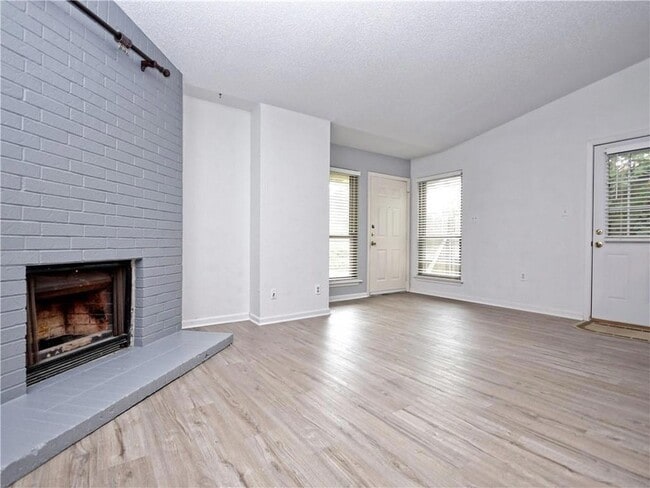 Photo - 1714 Rawhide Loop