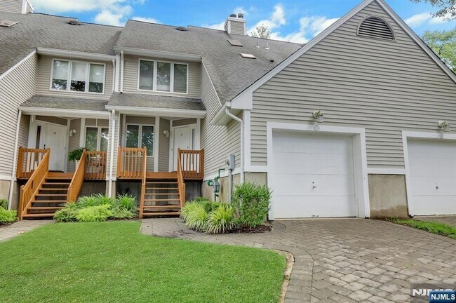 Photo - 35 Reagan Way Unit 635B