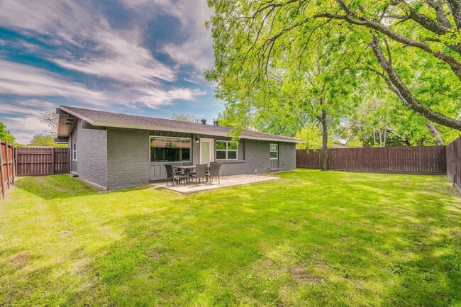 Photo - 12005 Cromwell Dr Unit ID1019471P