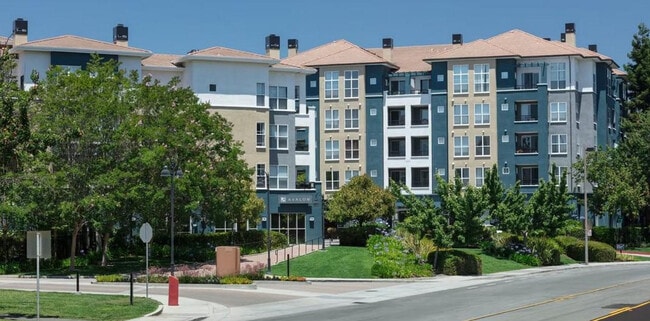 Photo - 1257 Lakeside Dr Unit ID1280457P