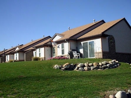 Building Photo - 6639 Mill Creek Dr Unit B