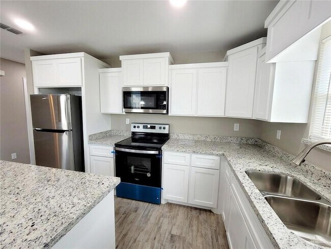 Photo - 1420 Alta Vista Dr Unit 4