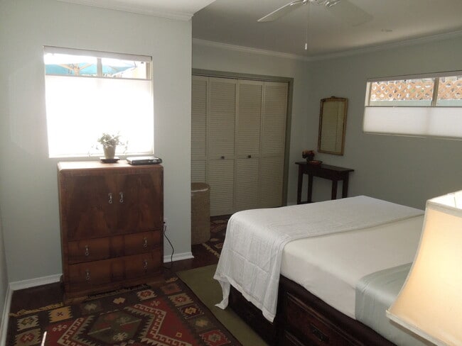 Bedroom #1 - 2408 - 2416 1/2 N. Beachwood Dr