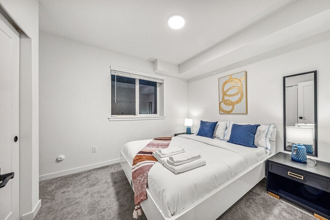 Photo - 5201 Brooklyn Ave NE Unit SI ID1372967P