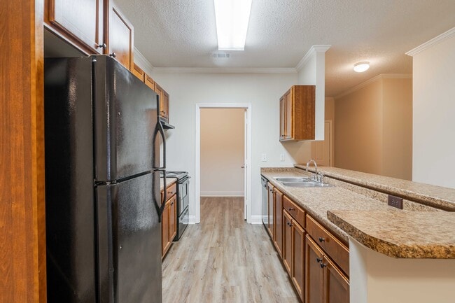 Photo - Bedford Parke Apartments