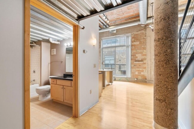 Photo - 521 S 7th St