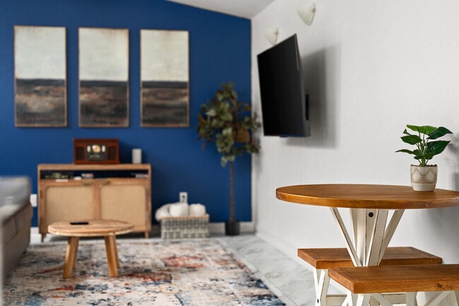 Building Photo - 64 York Creek Rd Unit ID1314619P