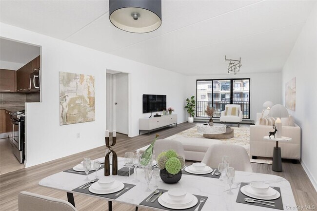 Building Photo - 1155 Warburton Ave Unit 3D