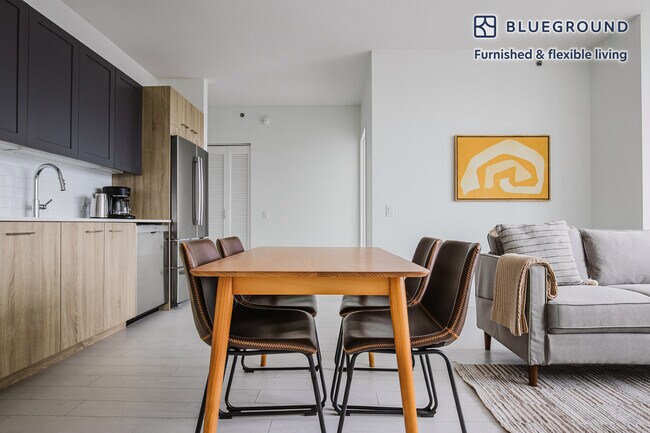 Photo - 1035 W Van Buren St Unit FL28-ID1166