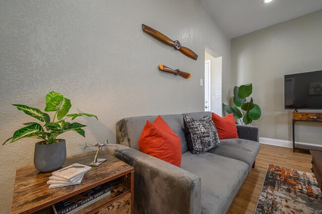 Photo - 2501 W North B St Unit FL2-ID1053140P