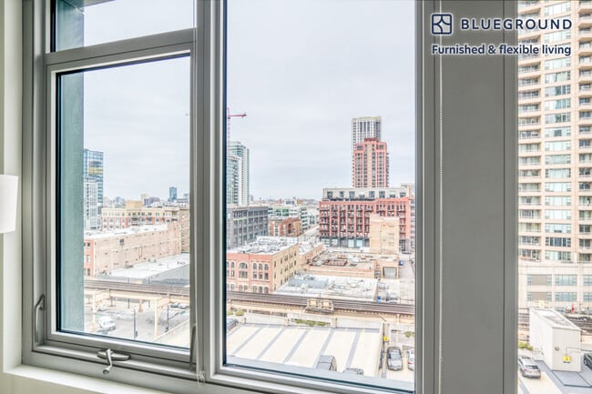 Photo - 165 North Des Plaines Street-SI FL10-ID643 Unit SI FL10-ID643