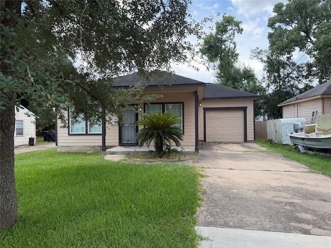 Building Photo - 4516 White Rock St