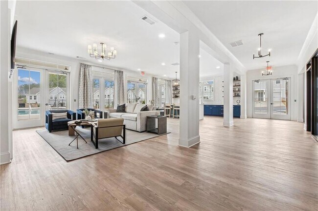 Photo - 211 Cypress Ln