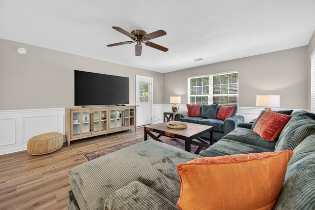 Photo - 641 Blue Stem Dr Unit SI ID1521721P