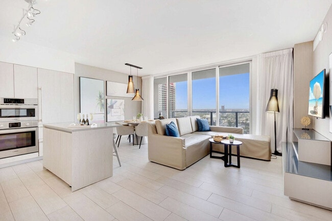 Building Photo - 4010 S Ocean Dr Unit SI FL15-ID1227376P
