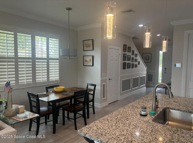 Photo - 1805 Noel Pl
