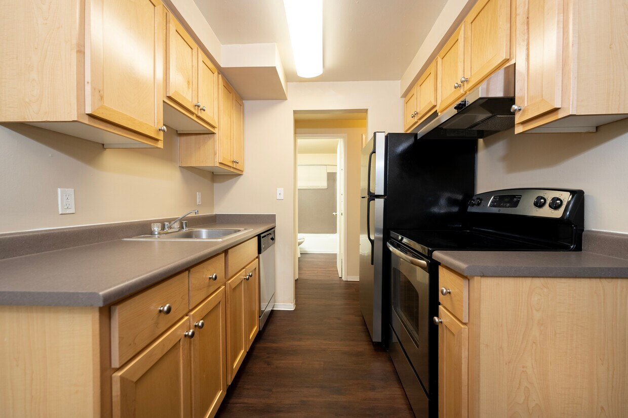 1 Bedroom Deluxe 648 Sq Ft - One Bedroom Deluxe