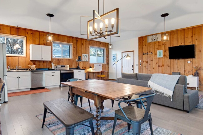 Photo - 4403 W Alpine St Unit SI ID1324062P