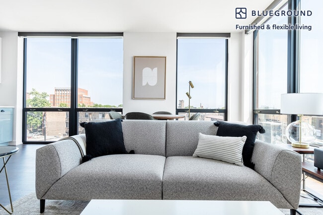 Photo - 4346 N Honore St Unit FL4-ID400