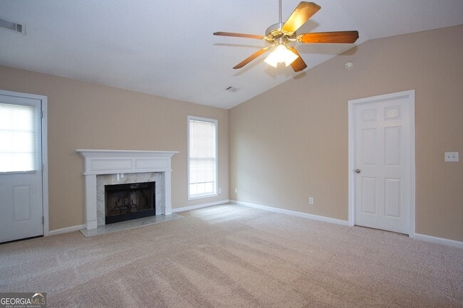 Photo - 1302 Palmer Ln