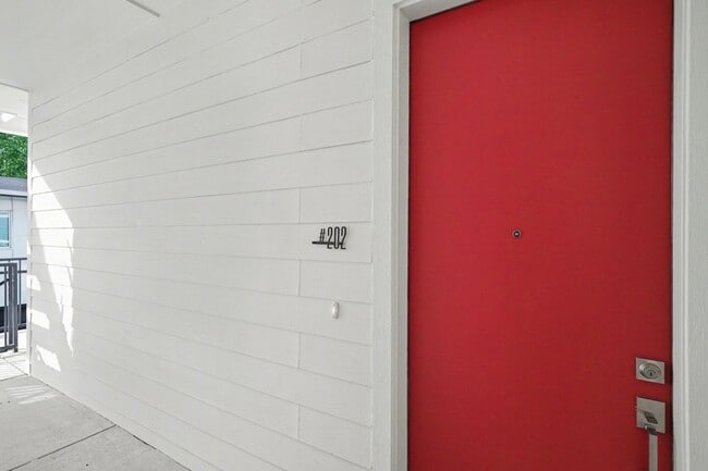 Photo - 2217 N Fitzhugh Ave Unit 202