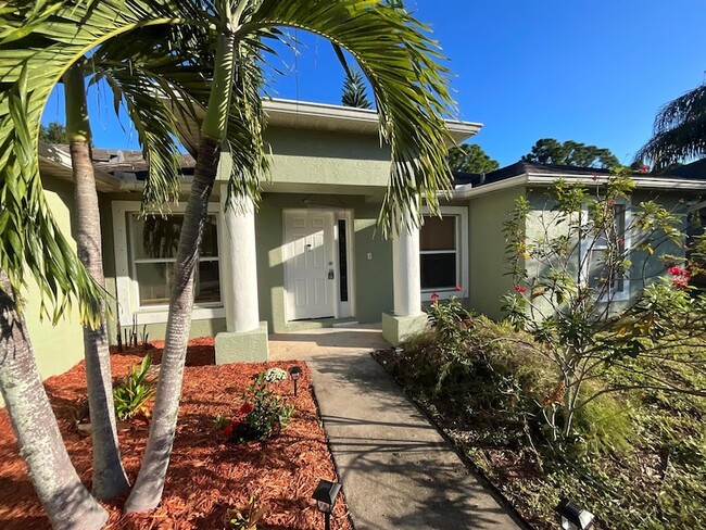 Photo - 1931 SW Fears Ave