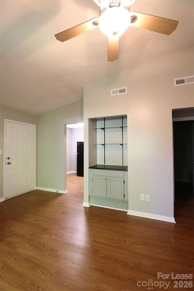 Photo - 1472 Riverwood Ct