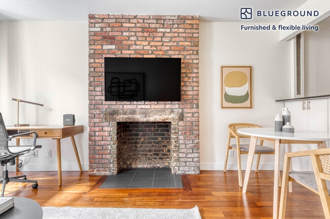 Photo - 39 E 1st St Unit FL2-ID1035