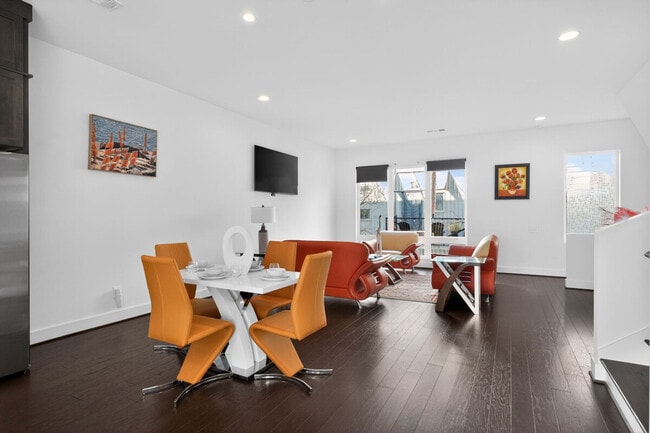 Photo - 1680 Memorial Dr SE Unit SI ID1388269P