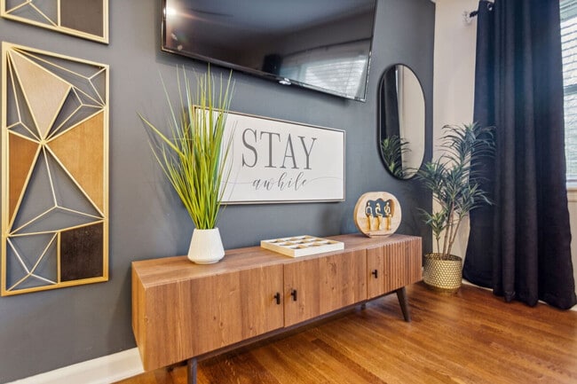 Photo - 425 Plantation Rd SW Unit ID1234811P