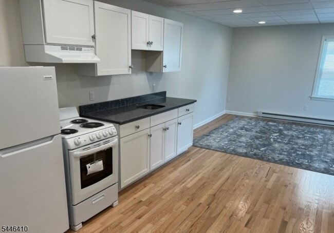 Building Photo - 27 W Shore Trail Unit 3