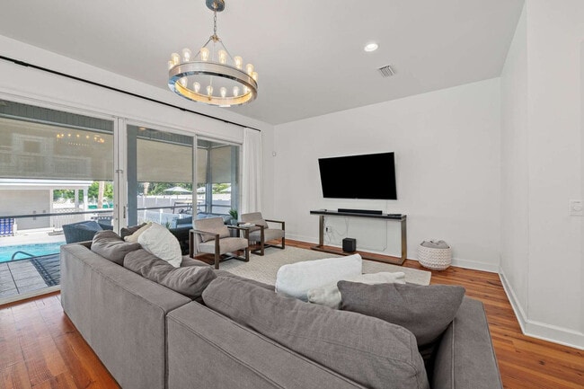 Photo - 94 Shirah St Unit SI ID1627178P