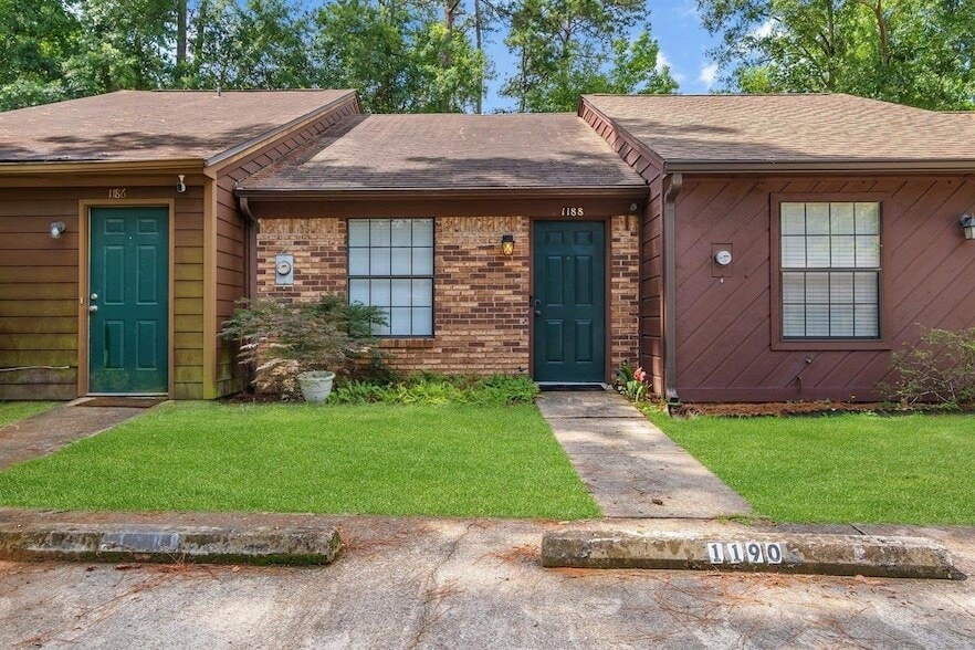 Photo - 1188 High Rd