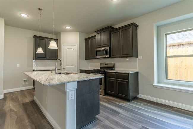 Photo - 7814 Willow Ct