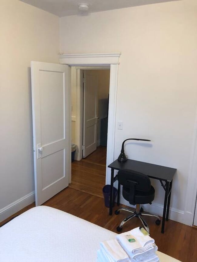 Photo - 109 Strathmore Rd Unit SI ID1355164P