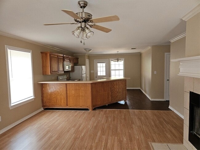 Photo - 1605 Stuart Rd