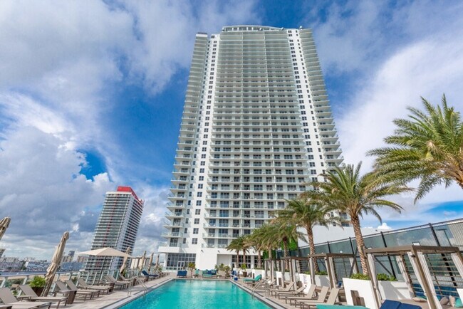 Photo - 4112 Jimmy Buffett Mem Hwy Unit SI FL28-ID1255742P