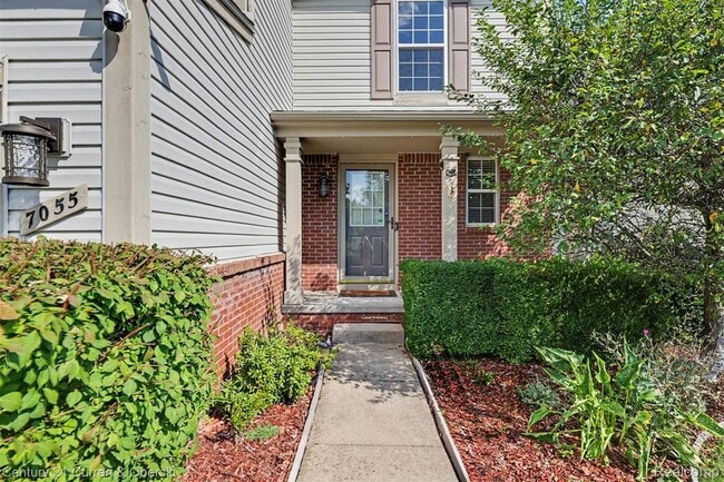 Photo - 7055 Oakridge Dr