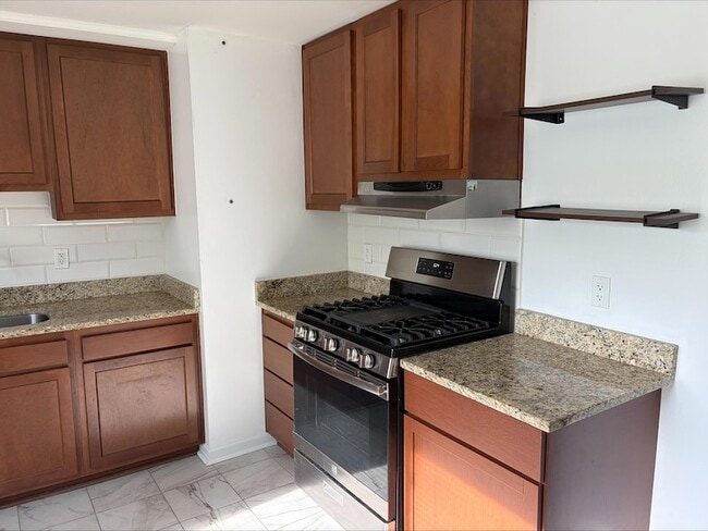 Photo - 15 Metroview Ct